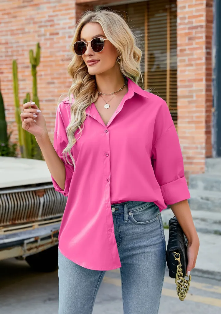 jeans outfits im sommer trendfarbe hot pink kombinieren