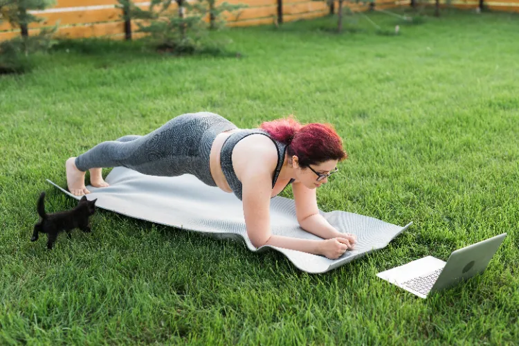 plank für anfänger anleitung isometrisches training Übungen gegen bluthochdruck