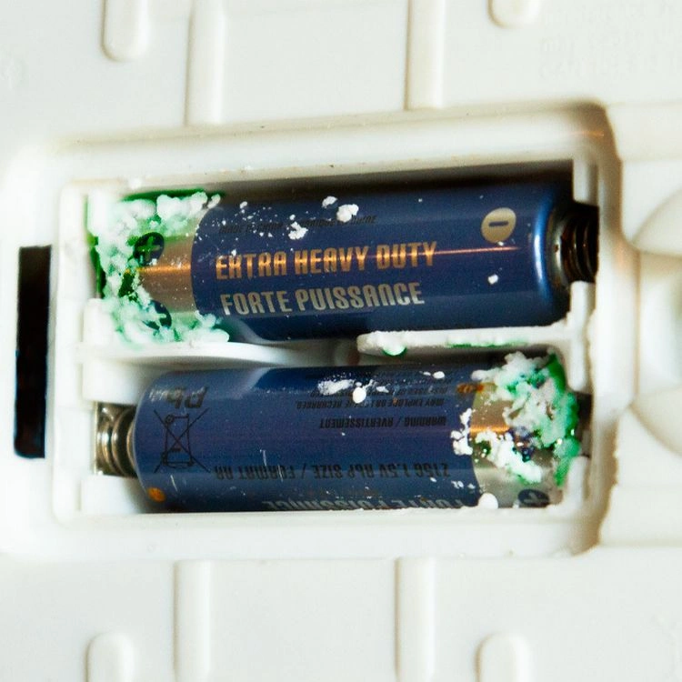Sind ausgelaufene Batterien schädlich?