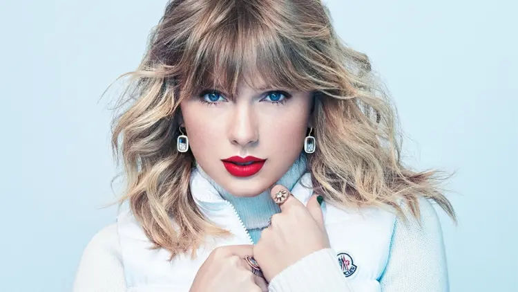 Taylor Swift - Erfolg mit neuen und alten Alben und Singles
