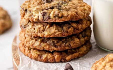 Zucchini-Kekse mit Schokostückchen und Haferflocken