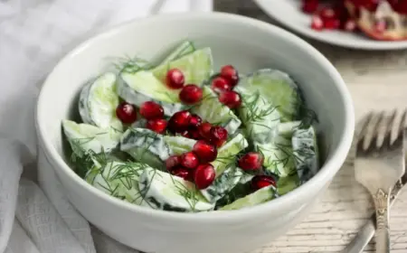 Bestes Dressing für Gurkensalat mit Schmand leichte Beilagen Sommer