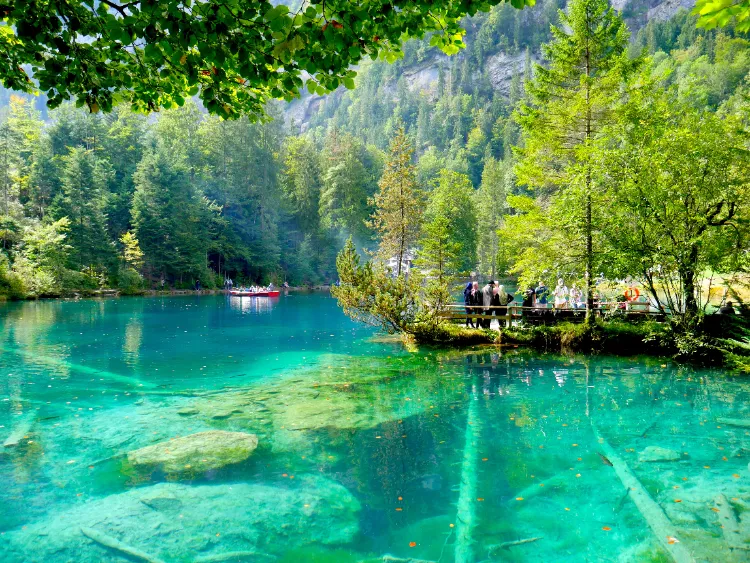 Blausee Aktivitäten im Sommer die schönsten Seen in der Schweiz