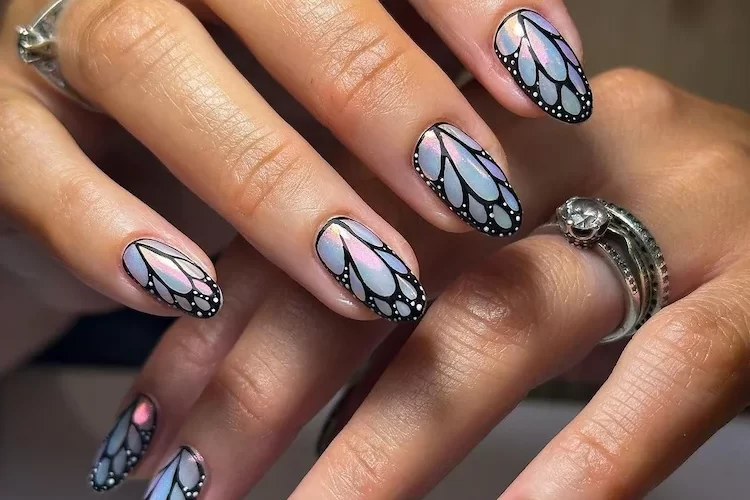 Butterfly Nails -angesagte und romantische Nagelideen