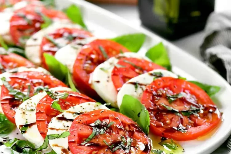 caprese salat varianten italienischer tomatensalat mit mozzarella