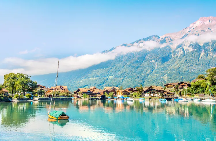 die schönsten Seen in der Schweiz Brienzsee Sommerurlaub 2023