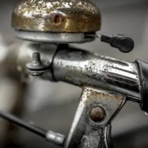 korrosion am fahrradklingel und lenker oder rahmen verhindern und rechtzeitig rost am fahrrad entfernen