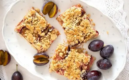 Zwetschgenkuchen mit Streuseln vom Blech selber machen