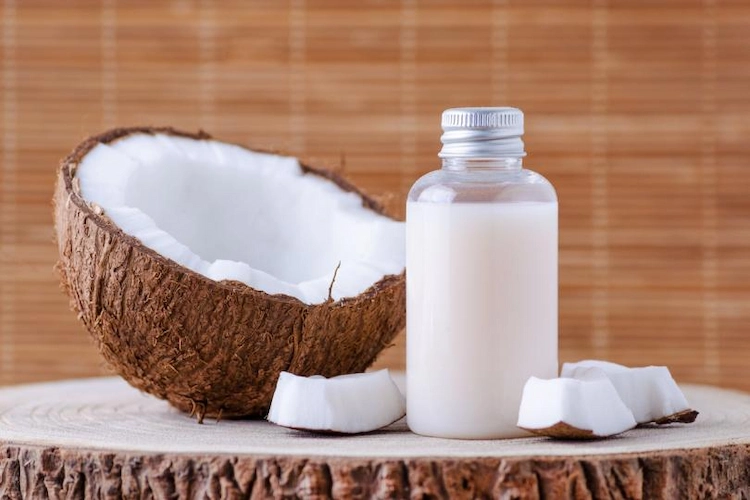 kalziumarme kokosmilch als milchersatz für kaffee geeignet und nicht besonders nährstoffreich