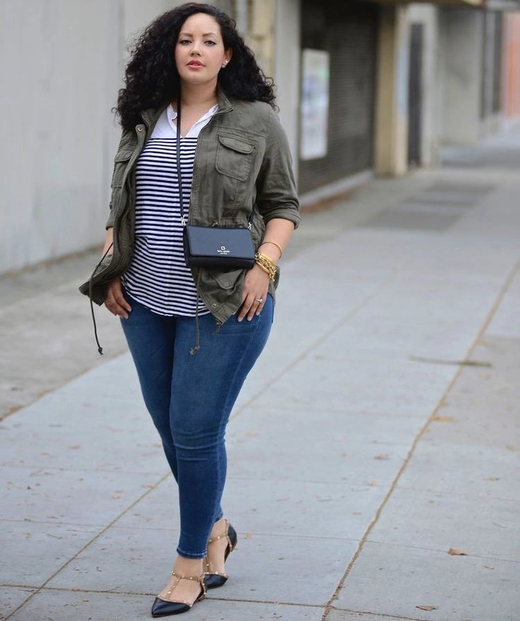 Outfit-Schichten und richtige Farben