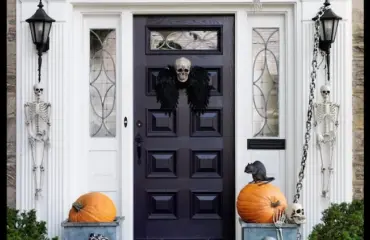 Die einfachsten Ideen für Halloween-Deko für die Haustür