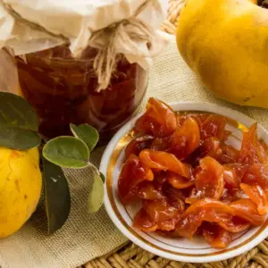 herzhafte herbst aufstriche kürbis quitten chutney rezept