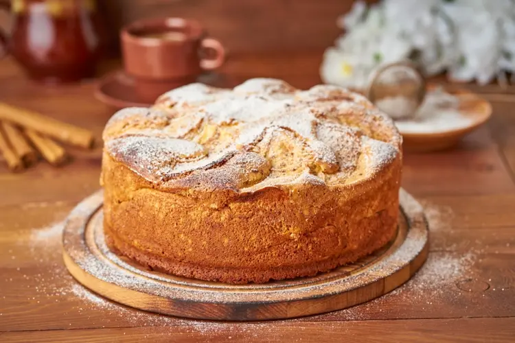 italienischer apfelkuchen in 10 minuten mit zitronensaft und vanille