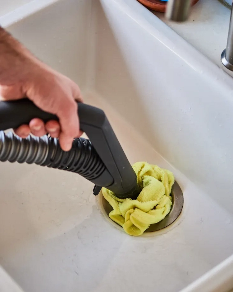trick mit nass trocken sauger anwenden und haare im abfluss auflösen