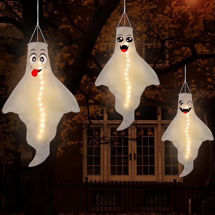 Verwenden Sie eine effektvolle Außenbeleuchtung für Halloween