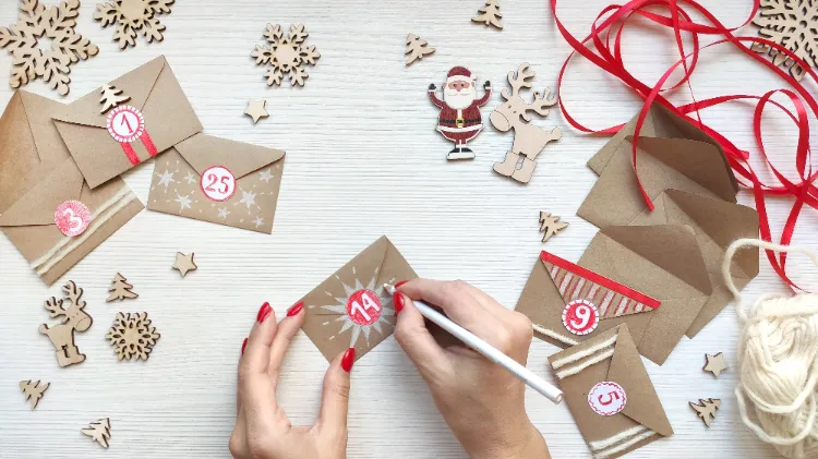 briefumschläge adventskalender für kita basteln kreative bastelideen für kinder weihnachten