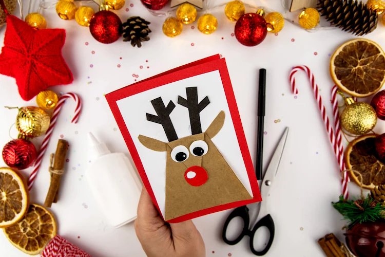 einfache weihnachtskarte mit rentier aus papier selber machen