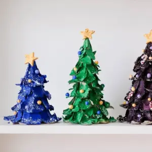 bunten weihnachtsbaum basteln für weihnachten mit eierkarton und acrylfarben