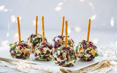 silvester fingerfood mit frischkäse bällchen mit salzstangen, bacon und walnüssen