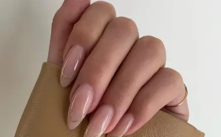 invisible french nails mit goldener abgrenzung