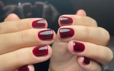 merlot nails 2024 die angesagten nageldesigns