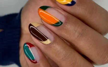 negative space nails diese schicke maniküre liegt im trend