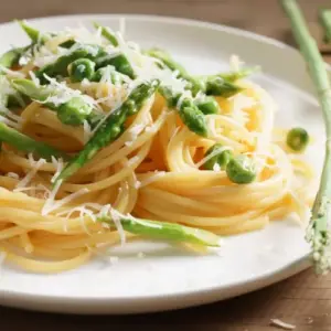 spargel nudeln zubereiten mit bärlauchpesto