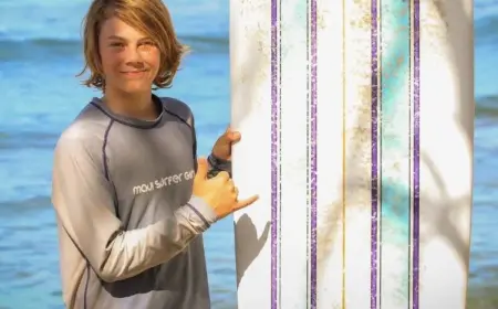 Lange lässige Frisuren für Jungs Surfer Boy