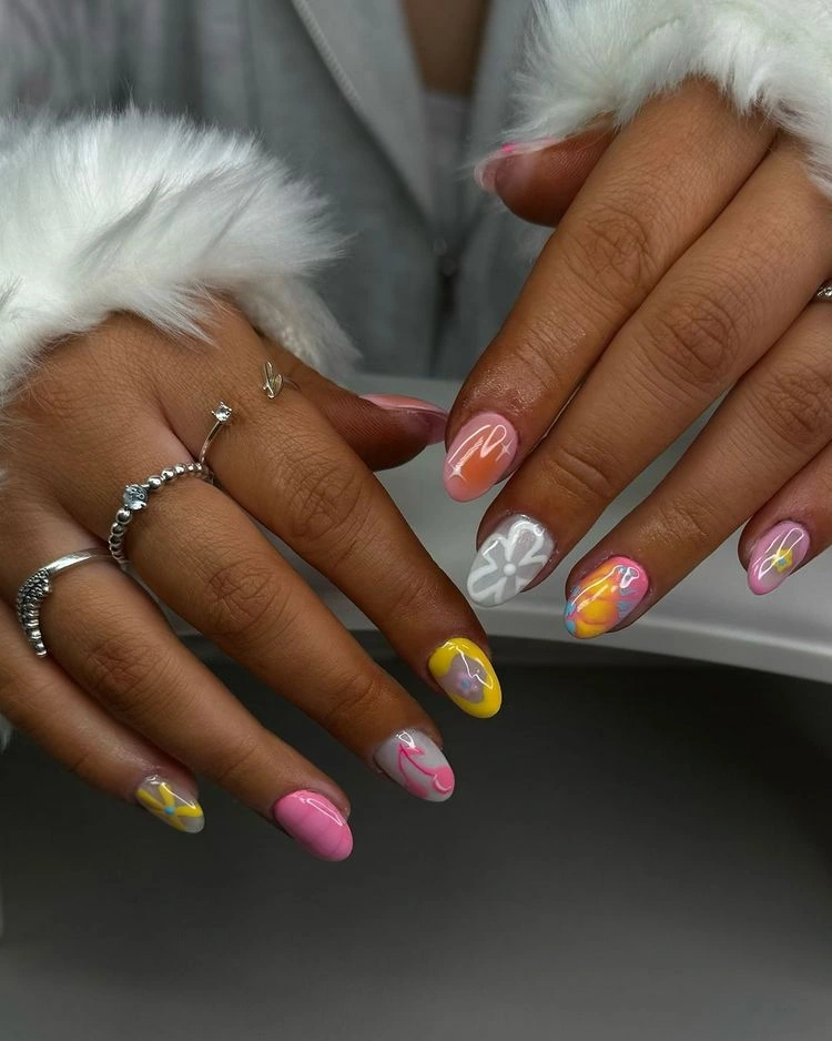 Stilvolle Mix and Match Nails