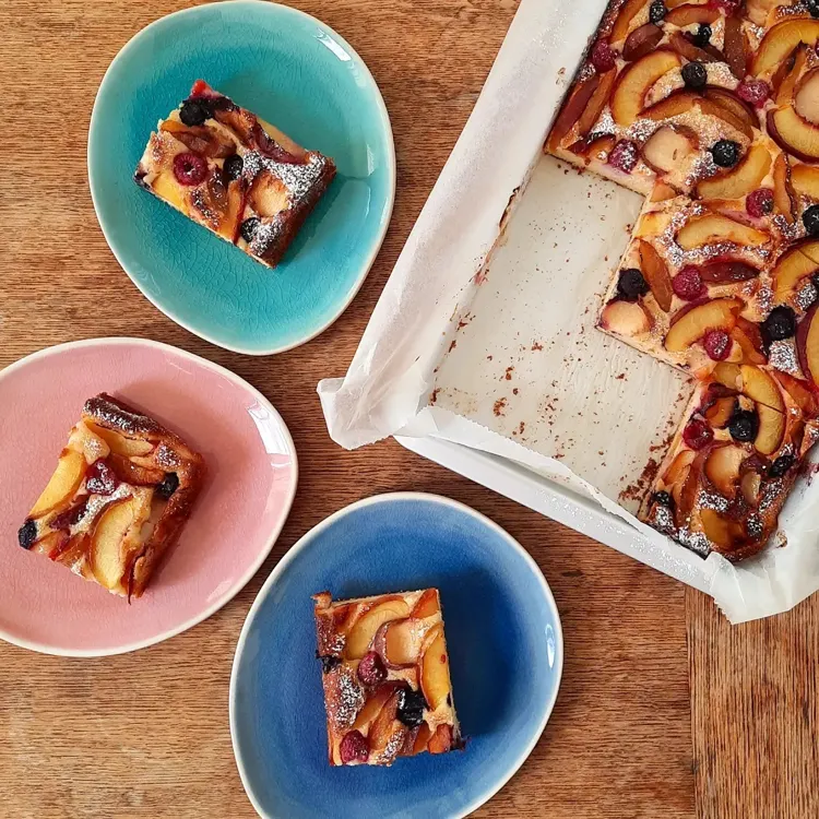 Zubereitung und Tipps für leckeren Sommer Ricotta Kuchen mit Beeren und Nektarinen