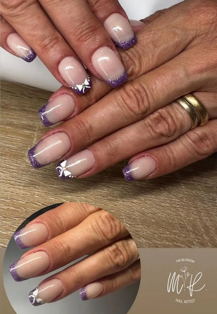 Glitzernde Tips in Lila