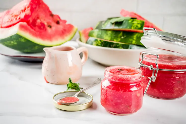 Mit Wassermelone Marmelade im Thermomix selber machen - Einfacher, fruchtiger Aufstrich