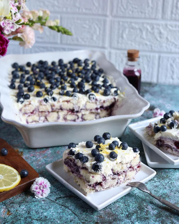 Tiramisu Variation mit Heidelbeeren und Zitrone