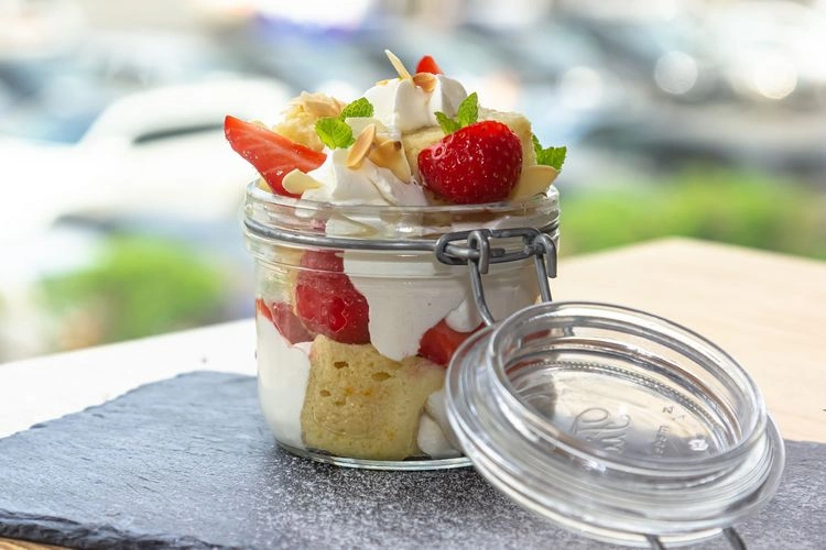 Sommer-Dessert zum Mitbringen - Zubereitung