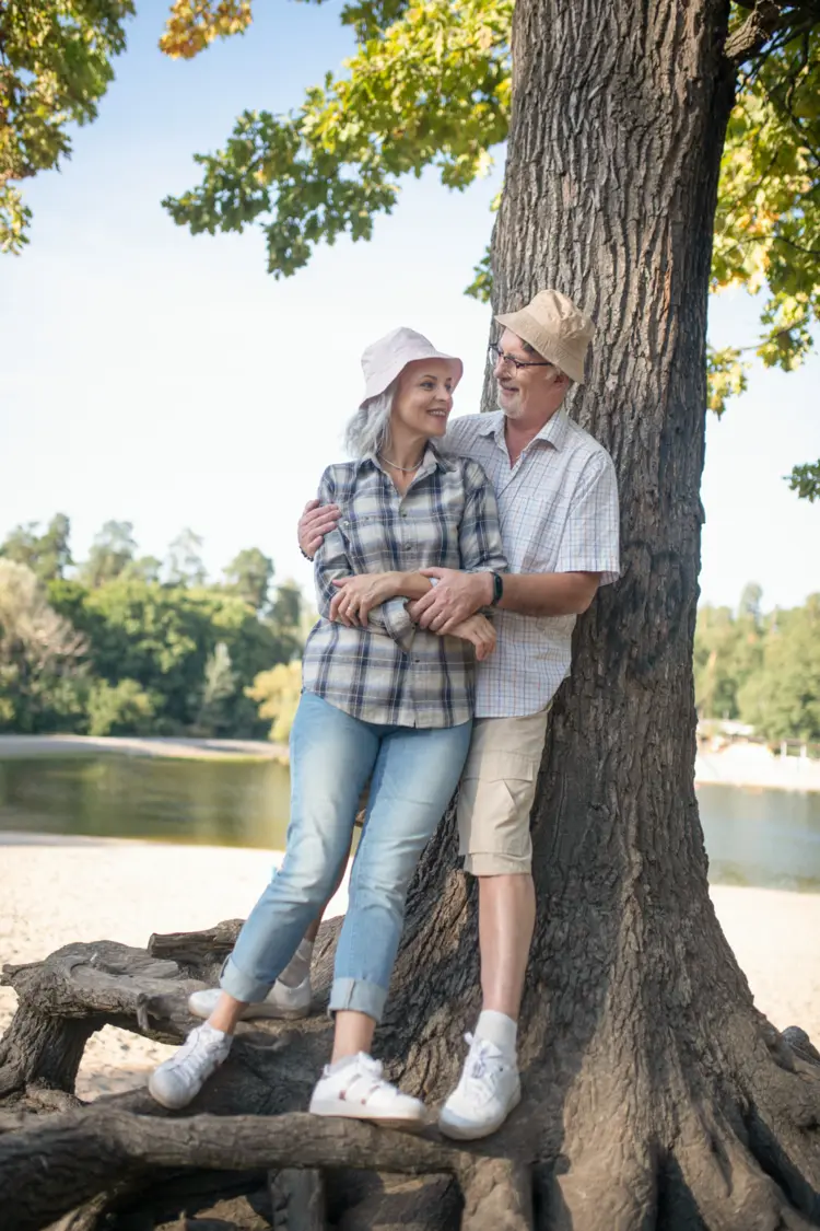 spätsommer outfits beim wandern oder spazieren praktisch