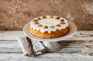 Den Kuchen mit Walnuss und Kürbis können Sie blitzschnell zubereiten