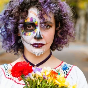 La Catrina Make-up - halbes Gesicht schminken für Halloween