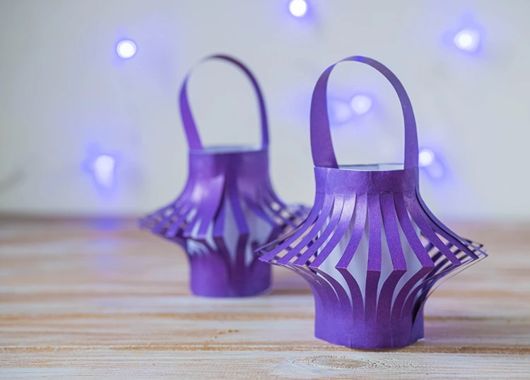 Lila Farbe für eine Laterne für Mädchen verwenden