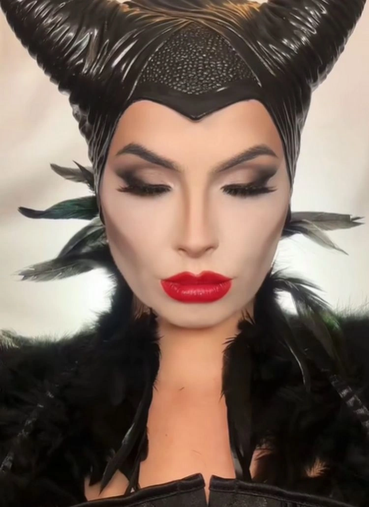 Maleficent schminken für Halloween - Anleitung 6