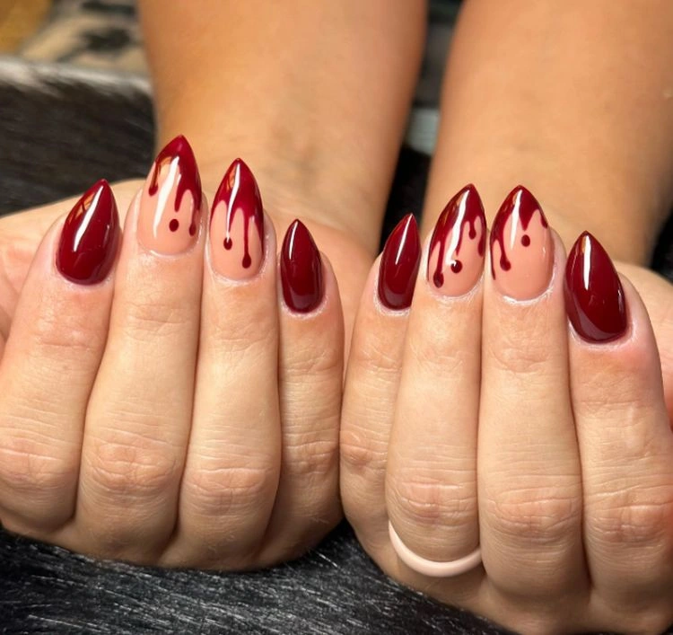 Nagelkunst Inspirationen mit Blut für Halloween