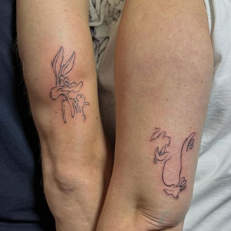 Witzige Pärchen Tattoos mit Humor