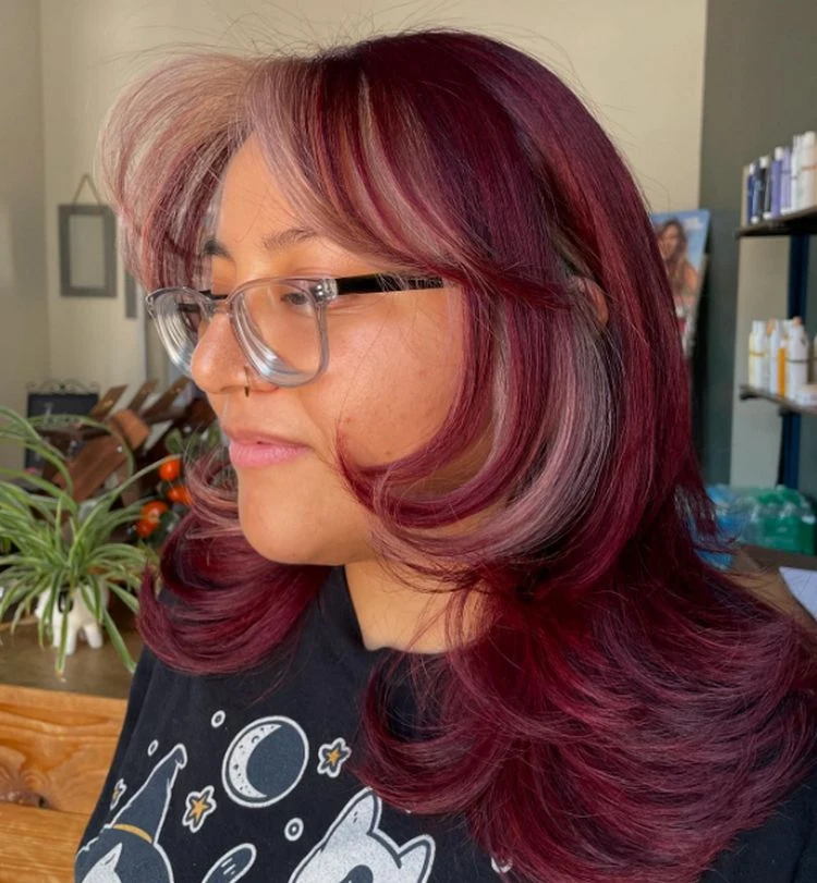 Burgundy Hair für Brünette oder Blondine