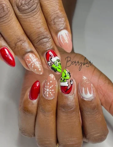 Grinch Nails liegen im Trend