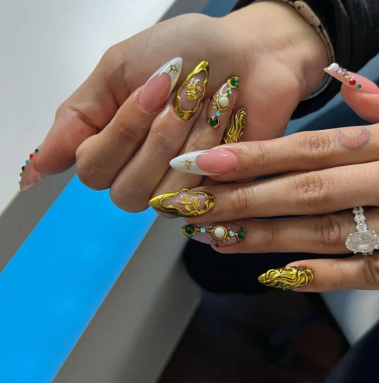 goddess nails diese auffälligen designs liegen im trend!