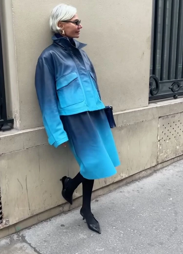 leder ensemble in blau ist ein echter hingucker