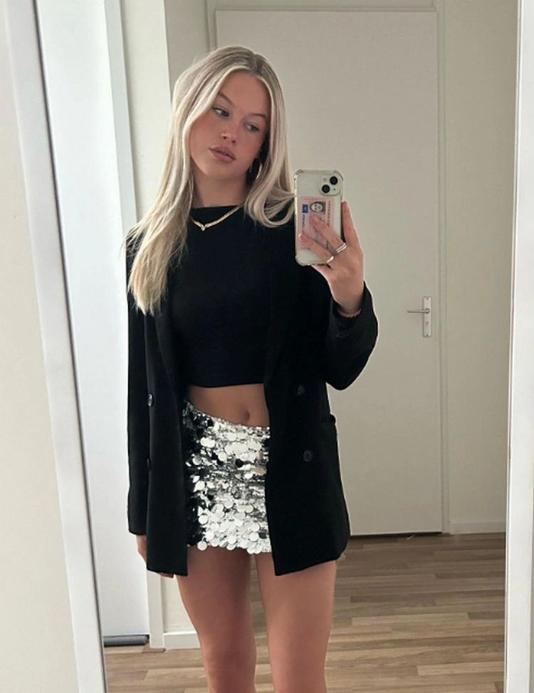 mit schwarzem blazer das outfit abrunden