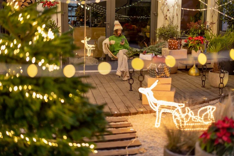 Terrasse beleuchten im Winter Ideen 