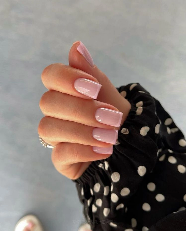 sehr stilvolle und moderne french tips in rosa