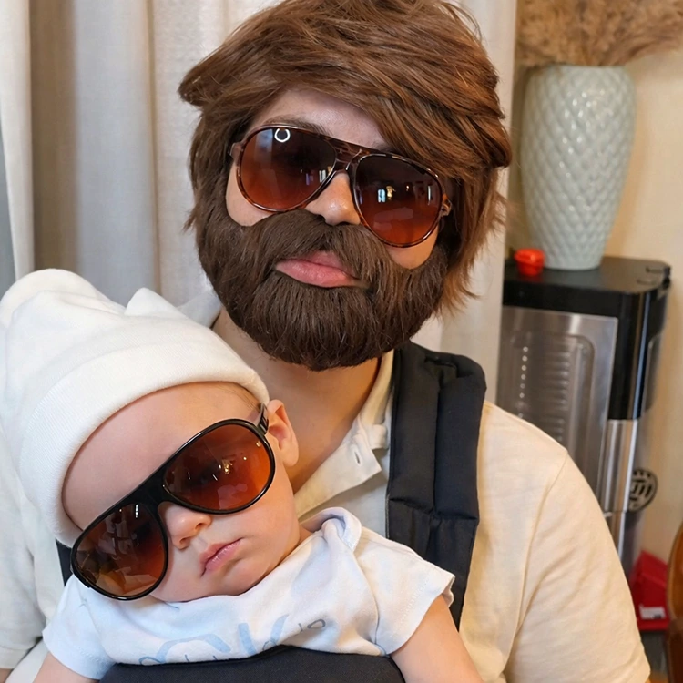 Witziges Mutter Kind Kostüm für Fasching vom Film Hangover inspiriert