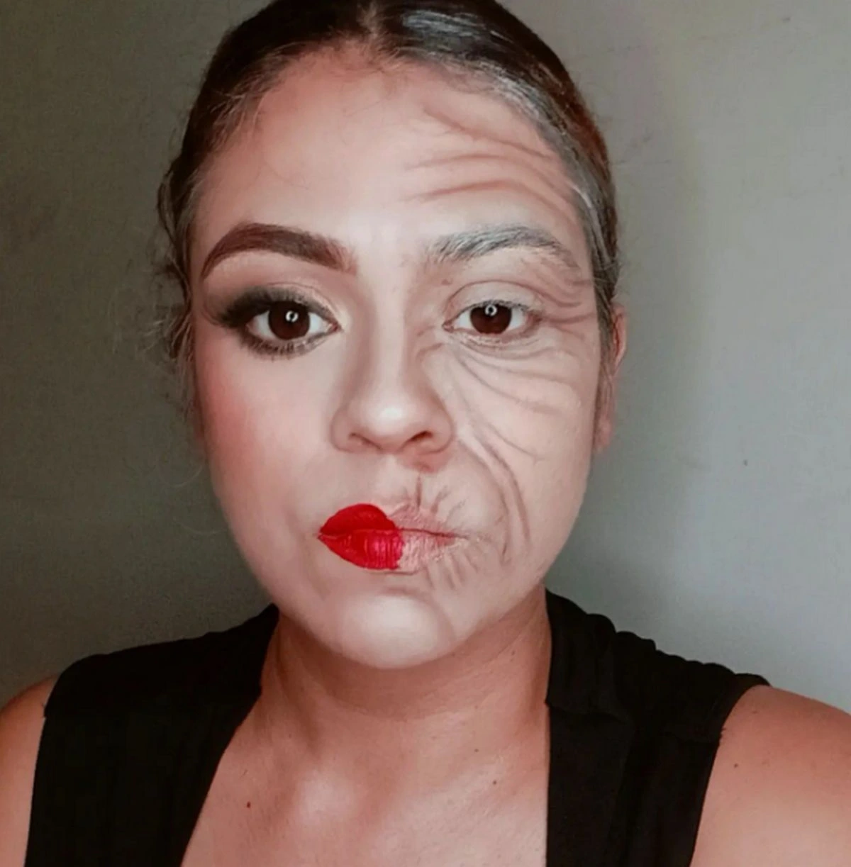 Alte Oma schminken für Fasching Einfache Anleitung für cooles Karneval-Make-up!